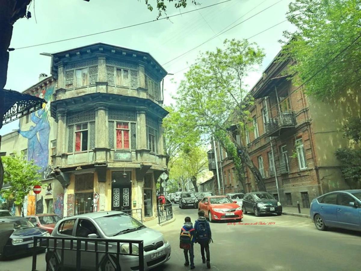 Birdhome In Tbilisi Eksteriør bilde